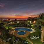 Clube Maria Luisa アルブフェイラ