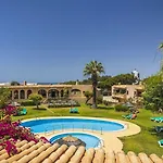 Clube Maria Luisa アパートホテル