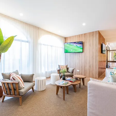 Clube Maria Luisa Lejlighedshotel
